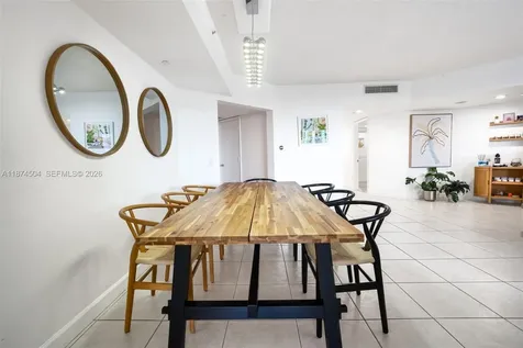 21055 Yacht Club Drive Aventura FL 33180