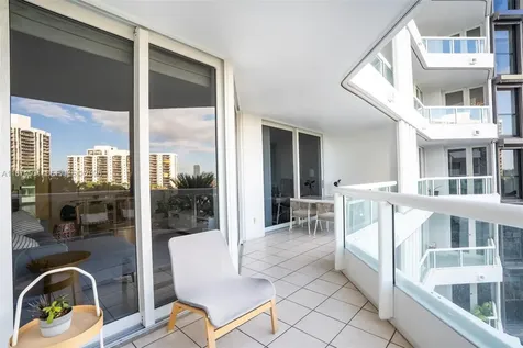 21055 Yacht Club Drive Aventura FL 33180