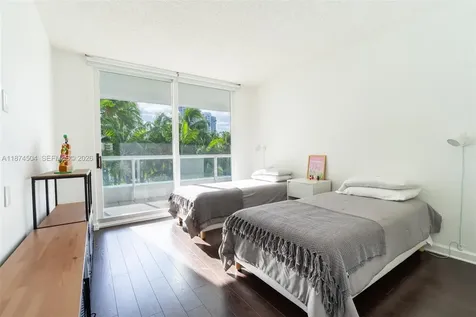 21055 Yacht Club Drive Aventura FL 33180