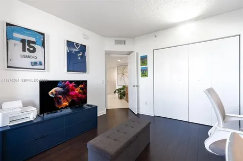 21055 Yacht Club Drive Aventura FL 33180