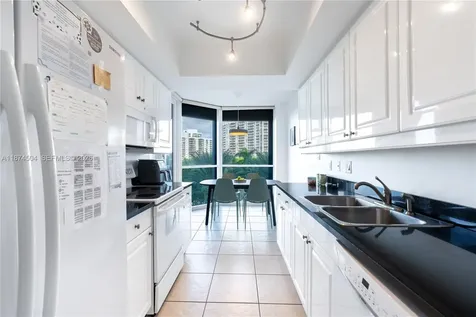 21055 Yacht Club Drive Aventura FL 33180