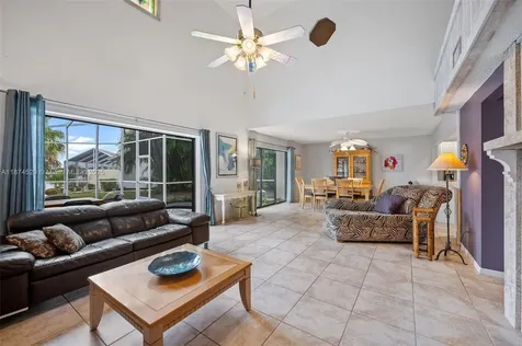 725 El Dorado Parkway W Cape Coral FL 33914