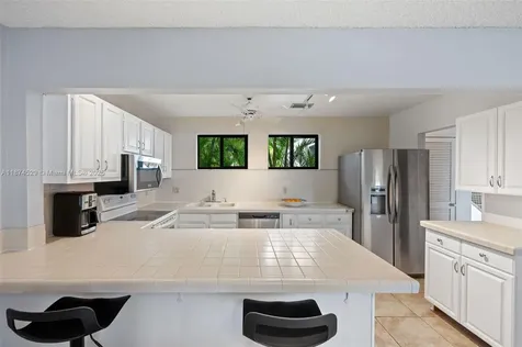 725 El Dorado Parkway W Cape Coral FL 33914