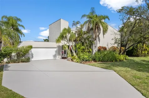 725 El Dorado Parkway W Cape Coral FL 33914