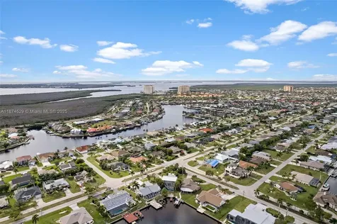 725 El Dorado Parkway W Cape Coral FL 33914