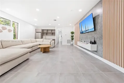 857 SW 14th Avenue Miami FL 33135