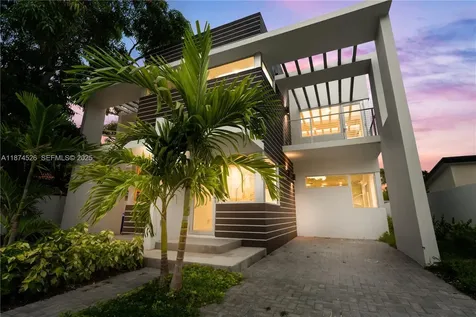 857 SW 14th Avenue Miami FL 33135