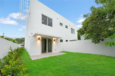 857 SW 14th Avenue Miami FL 33135