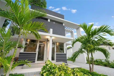 857 SW 14th Avenue Miami FL 33135