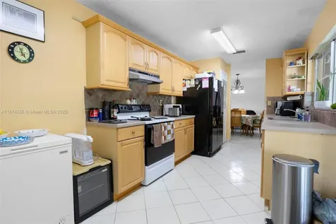 4211 SW 135th Avenue Miami FL 33175
