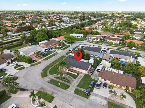 4211 SW 135th Avenue Miami FL 33175