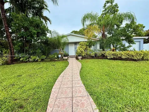 13860 SW 74th Street Miami FL 33183