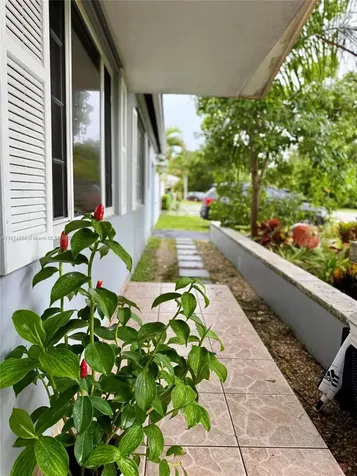 13860 SW 74th Street Miami FL 33183