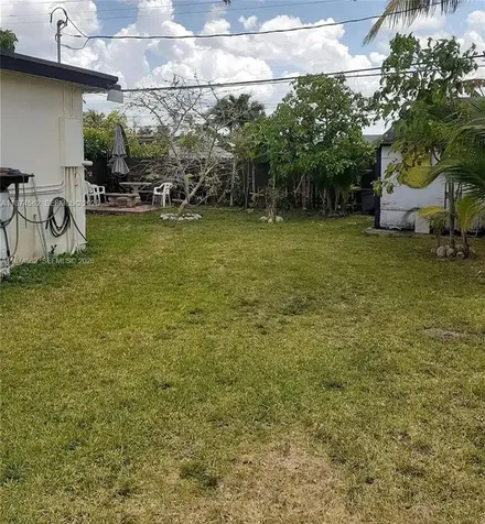 9360 SW 37th Street Miami FL 33165