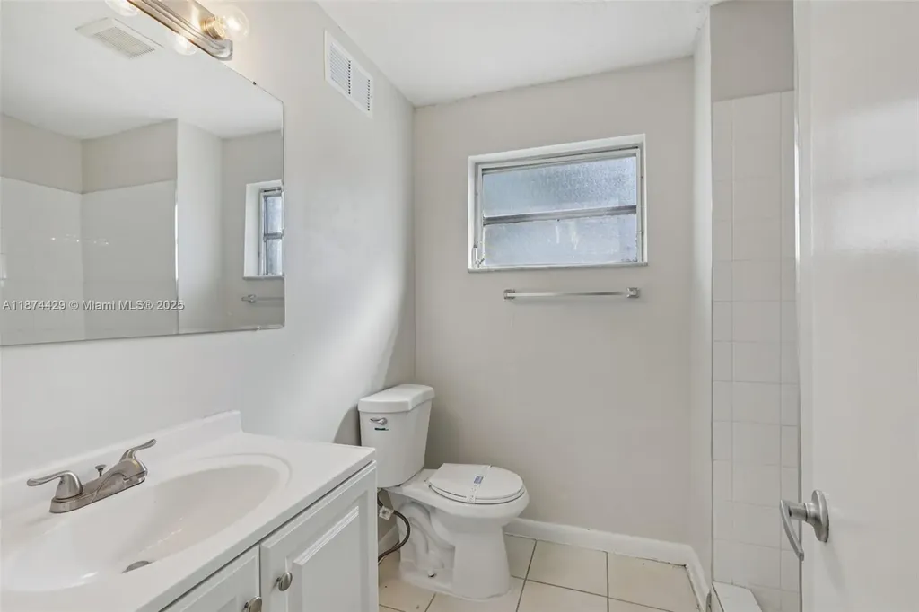 219 SW 21st Way Fort Lauderdale FL 33312