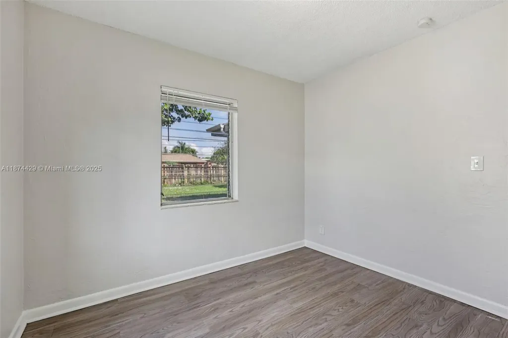 219 SW 21st Way Fort Lauderdale FL 33312