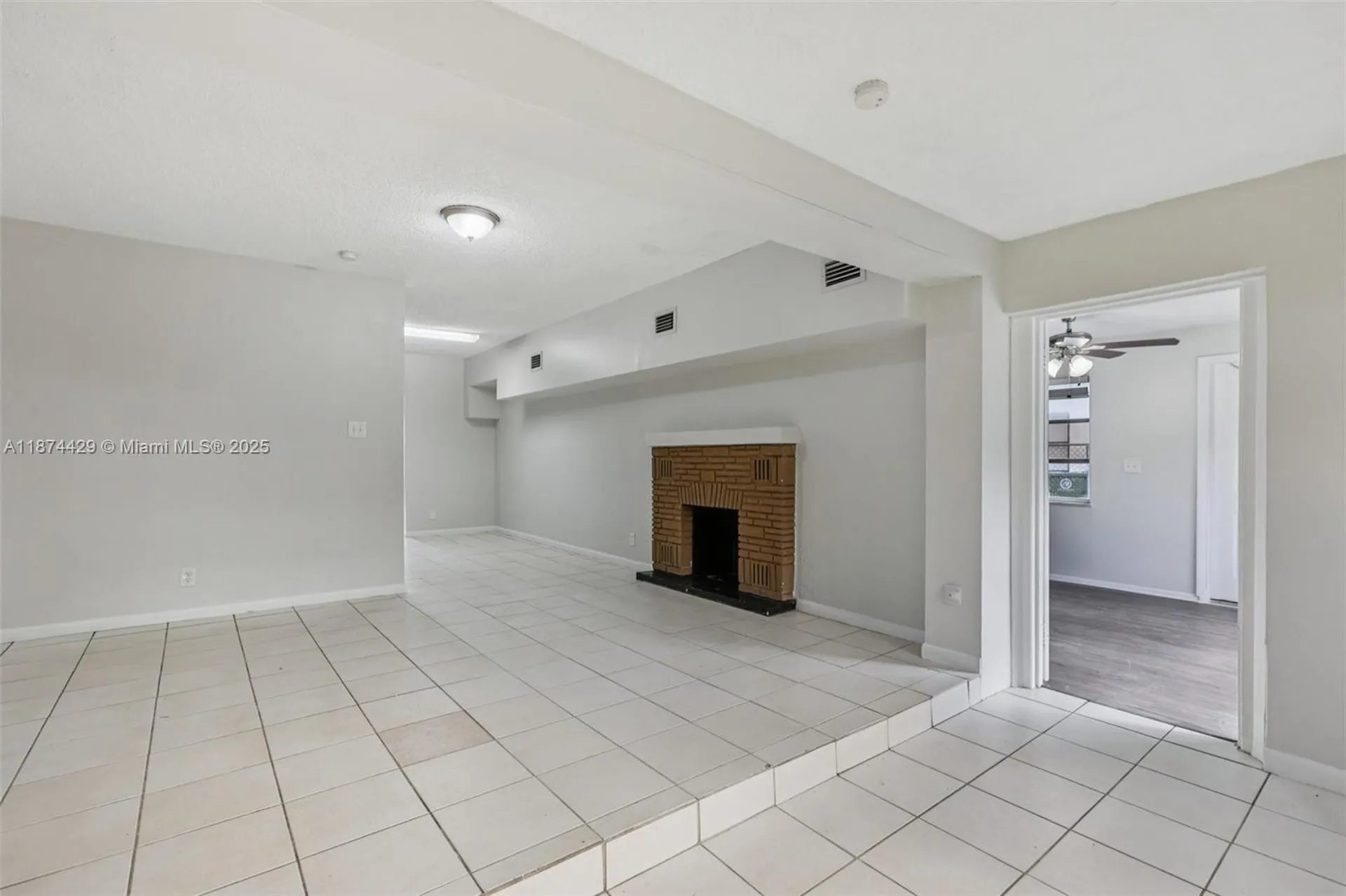 219 SW 21st Way Fort Lauderdale FL 33312