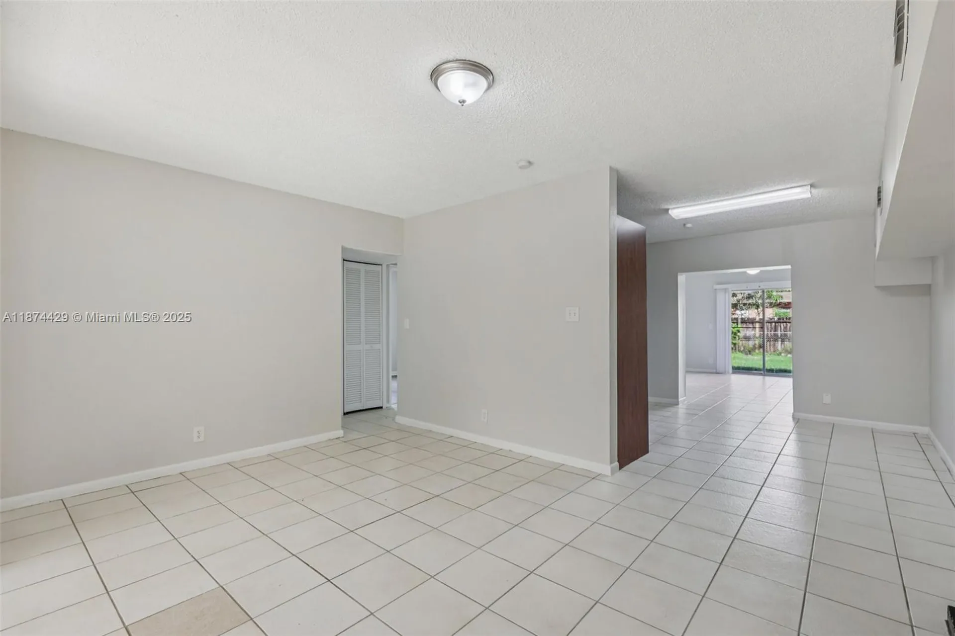 219 SW 21st Way Fort Lauderdale FL 33312