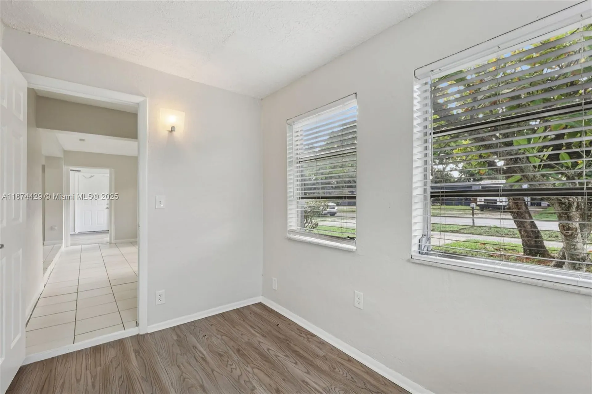 219 SW 21st Way Fort Lauderdale FL 33312