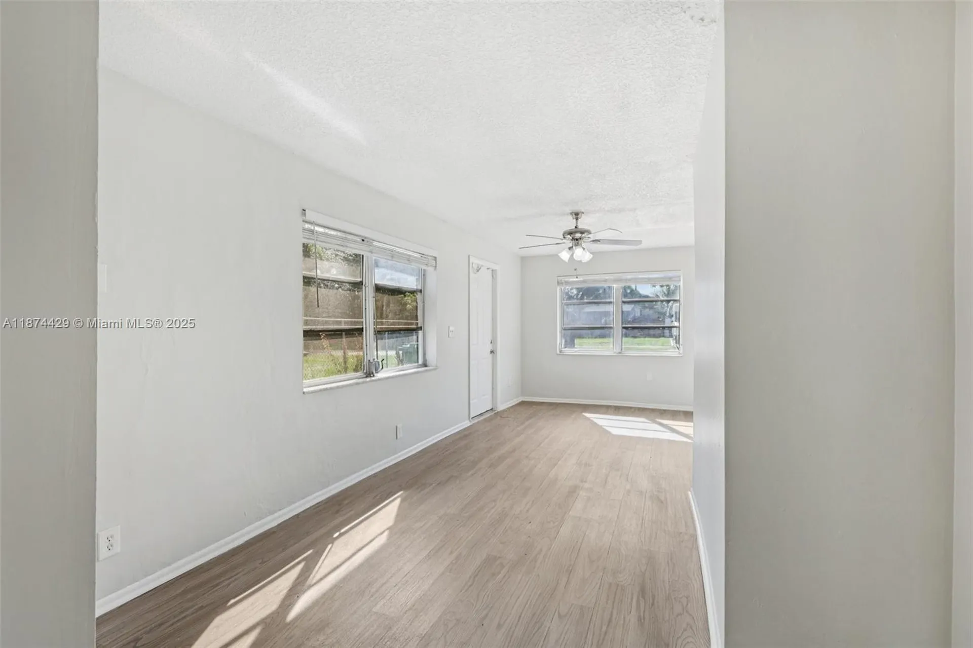 219 SW 21st Way Fort Lauderdale FL 33312