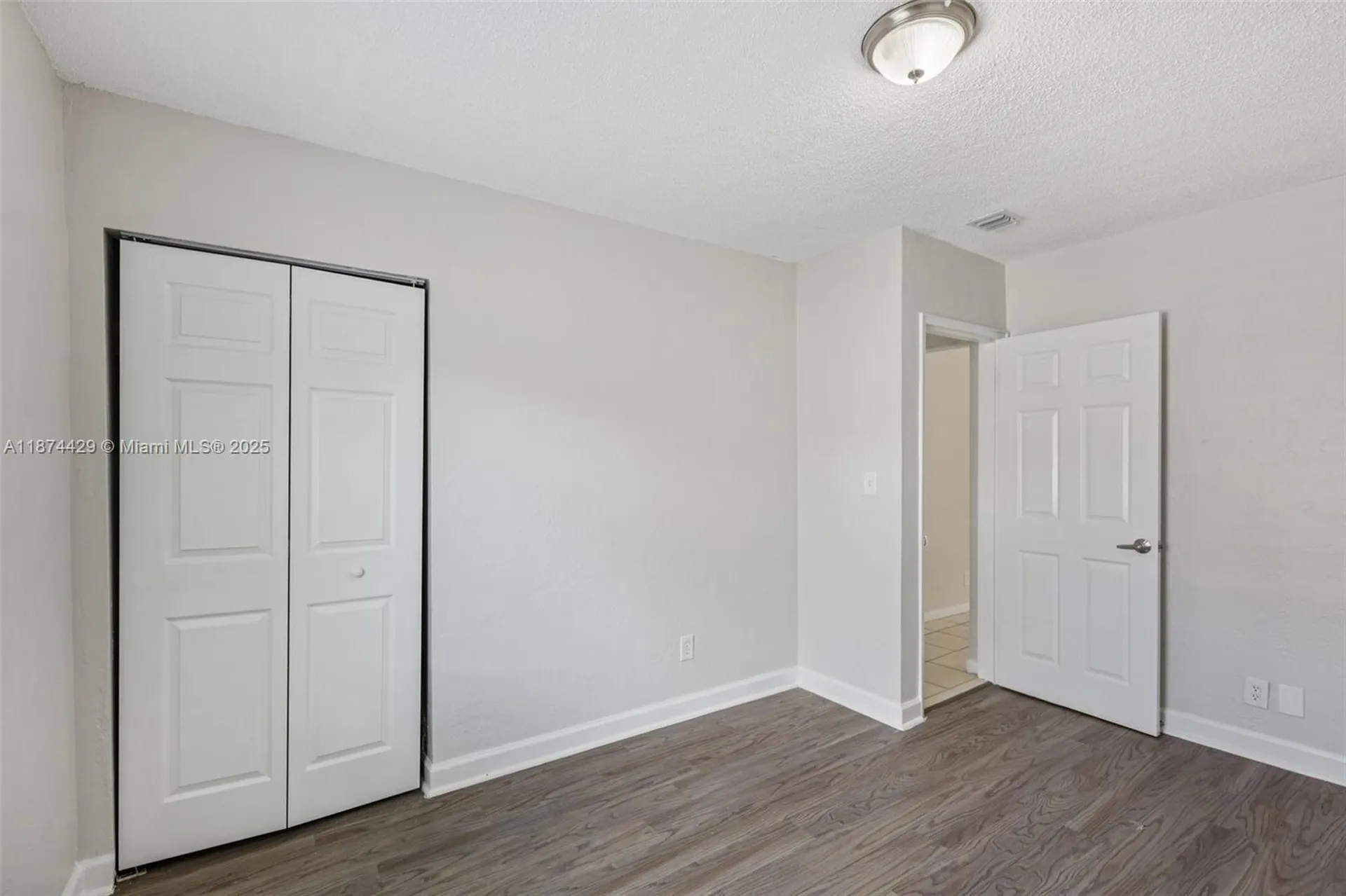 219 SW 21st Way Fort Lauderdale FL 33312