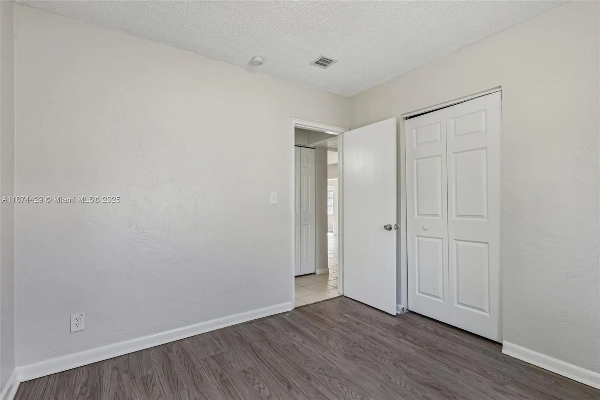 219 SW 21st Way Fort Lauderdale FL 33312