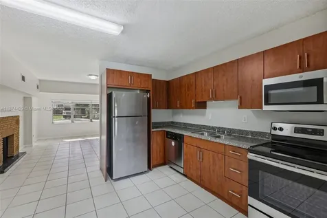 219 SW 21st Way Fort Lauderdale FL 33312