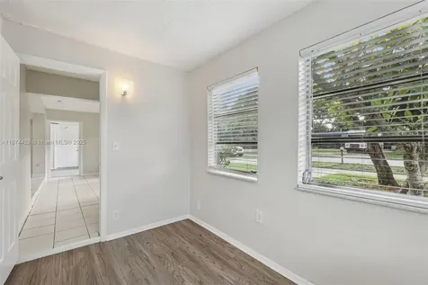 219 SW 21st Way Fort Lauderdale FL 33312