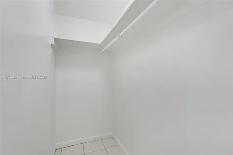 219 SW 21st Way Fort Lauderdale FL 33312