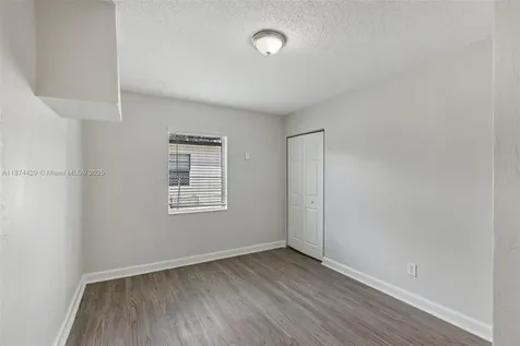 219 SW 21st Way Fort Lauderdale FL 33312