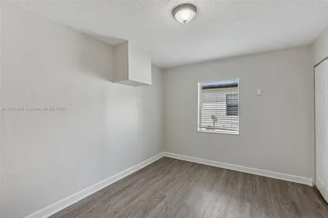 219 SW 21st Way Fort Lauderdale FL 33312