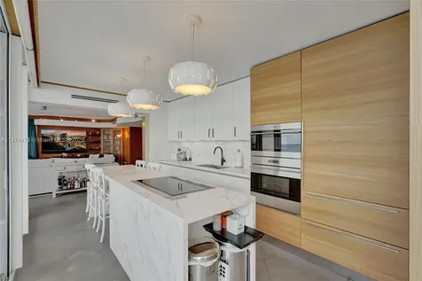 19111 Collins Avenue Sunny Isles Beach FL 33160