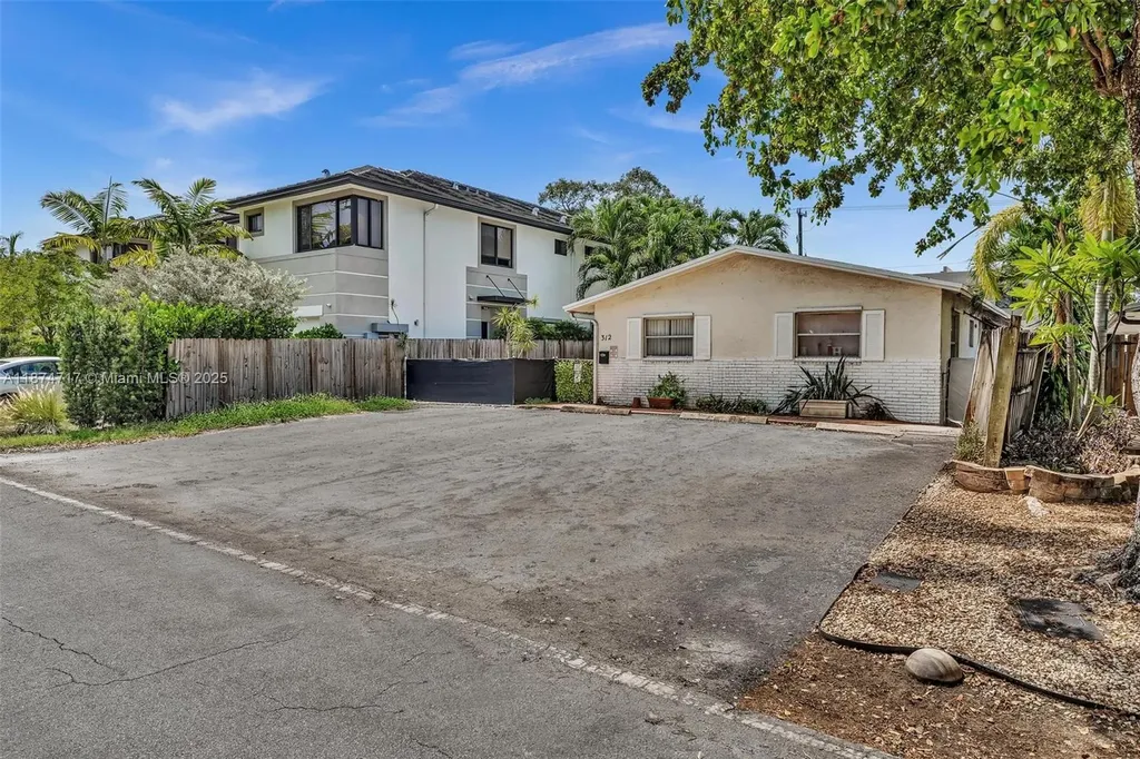 312 SW 9th Street Fort Lauderdale FL 33315