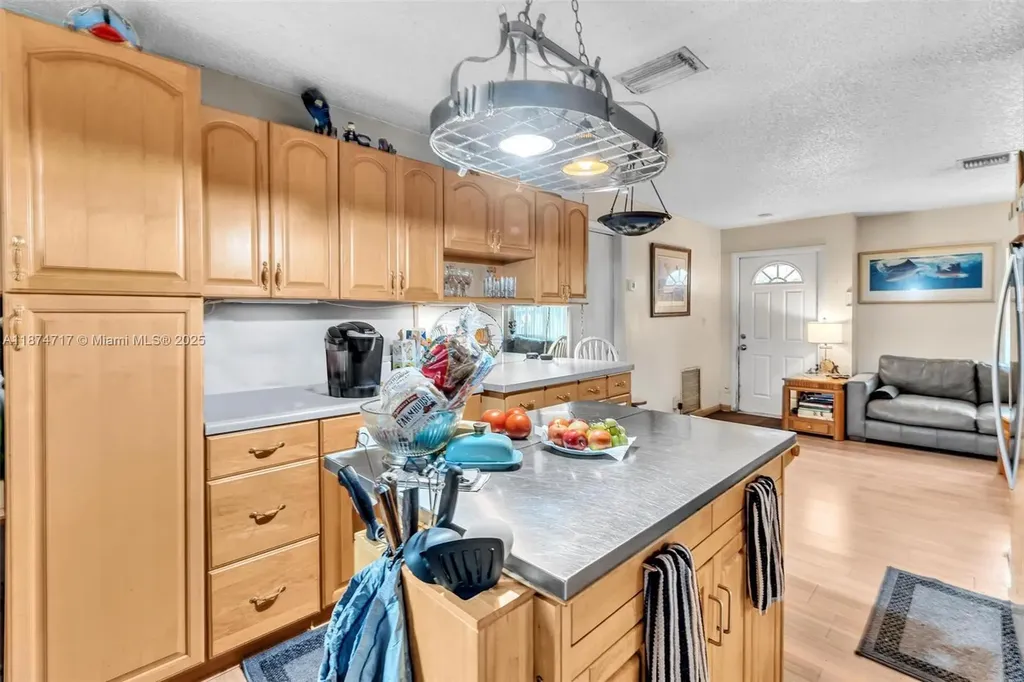 312 SW 9th Street Fort Lauderdale FL 33315