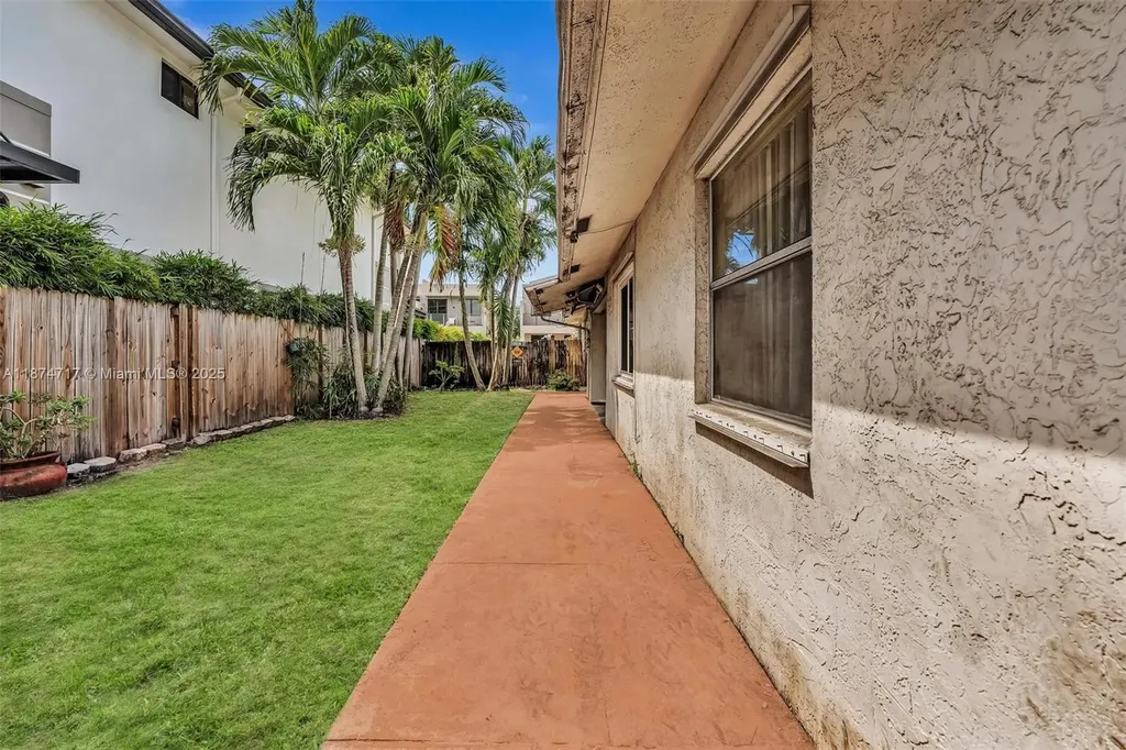 312 SW 9th Street Fort Lauderdale FL 33315