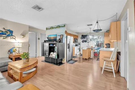 312 SW 9th Street Fort Lauderdale FL 33315