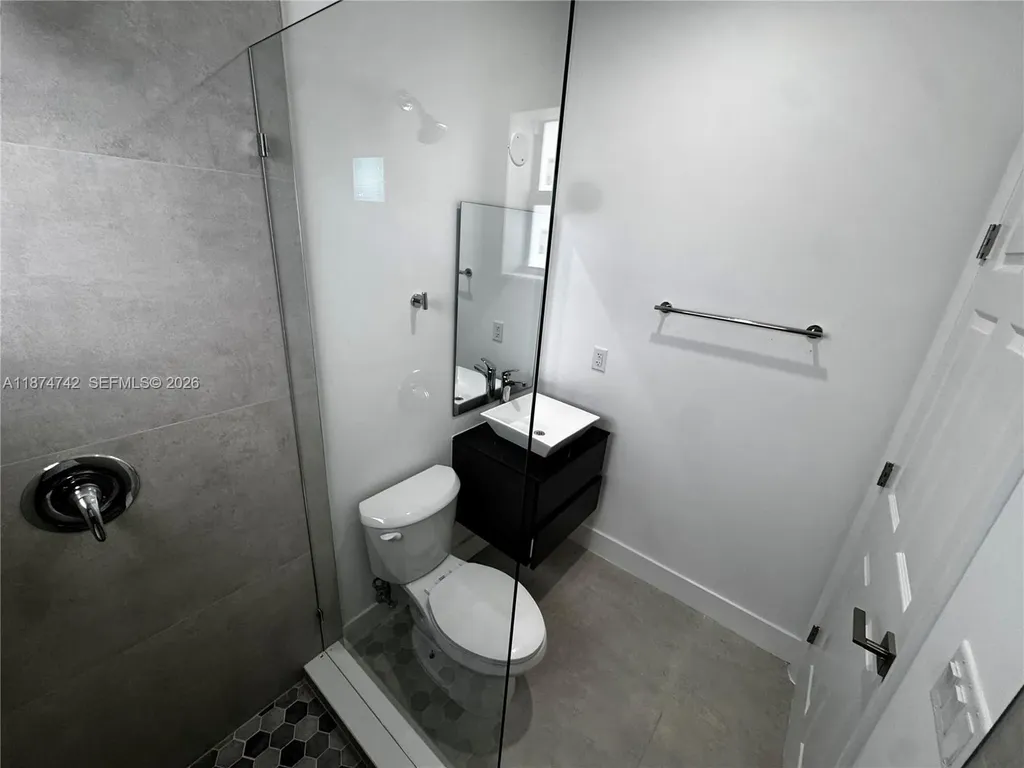 2541 NW 9th Street Fort Lauderdale FL 33311