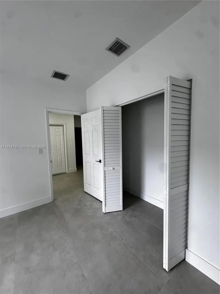 2541 NW 9th Street Fort Lauderdale FL 33311