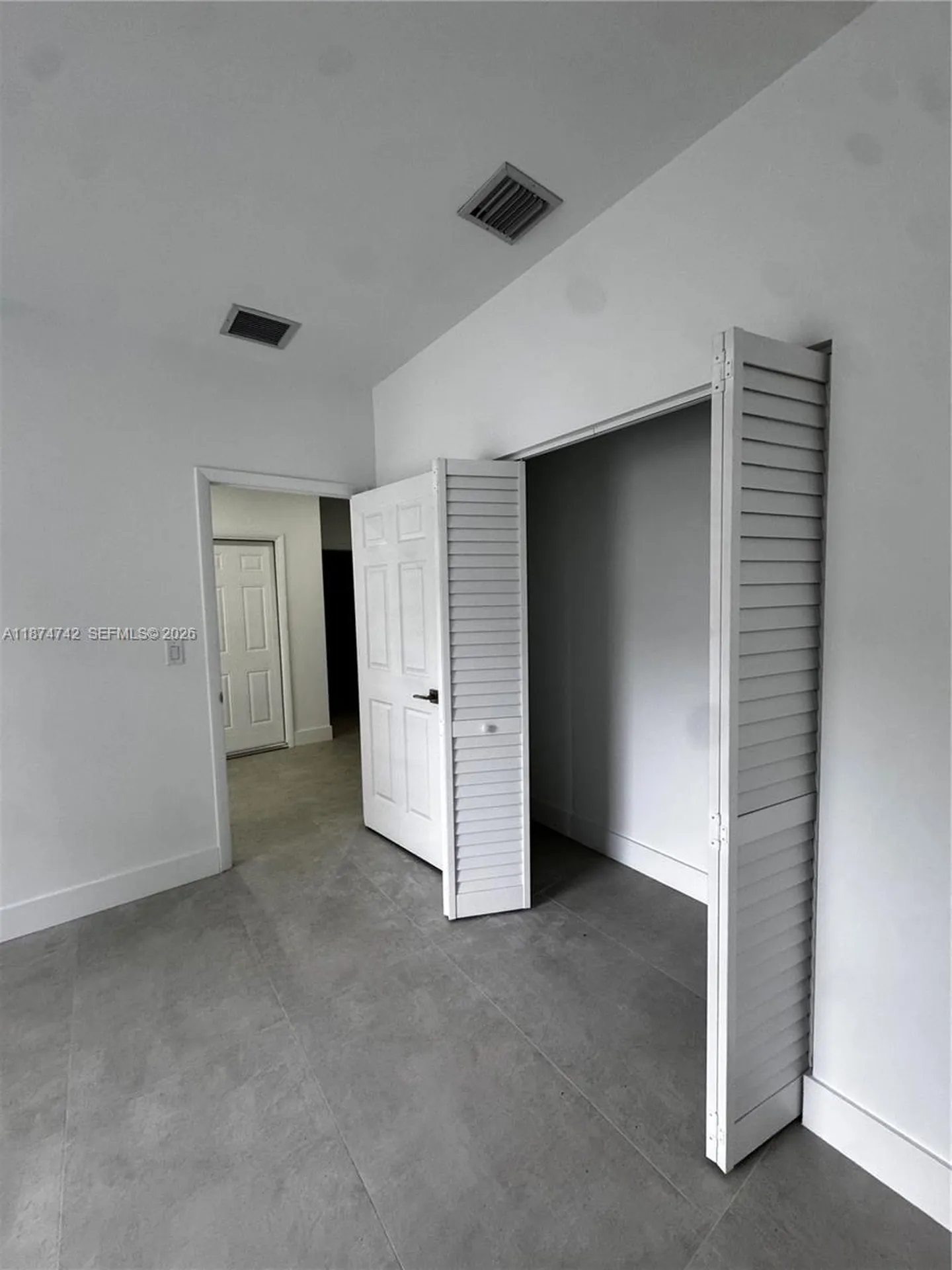 2541 NW 9th Street Fort Lauderdale FL 33311