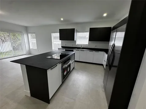 2541 NW 9th Street Fort Lauderdale FL 33311