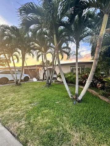 8935 NW 11th Street Pembroke Pines FL 33024