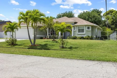 2532 SE Leithgow Street Port St. Lucie FL 34952