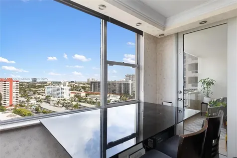 3180 S Ocean Drive Hallandale Beach FL 33009