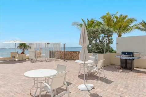 3180 S Ocean Drive Hallandale Beach FL 33009