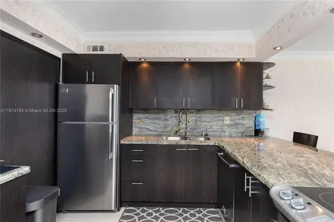 3180 S Ocean Drive Hallandale Beach FL 33009