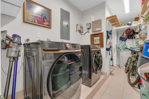 1900 SW 126th Court Miami FL 33175