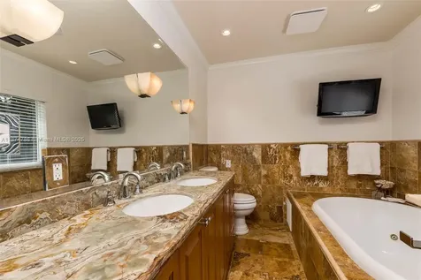 16081 SW 86th Avenue Palmetto Bay FL 33157
