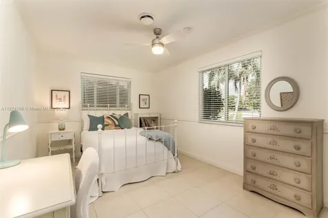 16081 SW 86th Avenue Palmetto Bay FL 33157