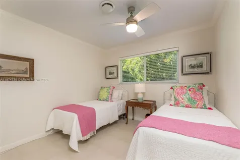 16081 SW 86th Avenue Palmetto Bay FL 33157