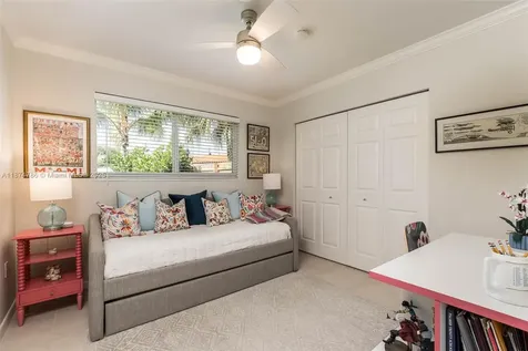 16081 SW 86th Avenue Palmetto Bay FL 33157